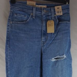 Levi's  High Waisted Mom Distressed Jeans 27x27 NWTags